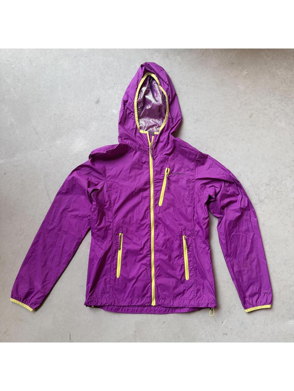 Columbia Lightweight Purple Hiking Windbreaker Jacket with Yellow Zippers
